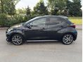 TOYOTA YARIS 2022/10 - 3