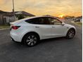 TESLA MODEL Y Long Range AWD (Automata) Berlini_GYÖNYÖRŰ_Teljeskörű gyári garancia_Magánszemély_Hőszivattyú