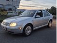 VOLKSWAGEN BORA 1.6 Highline