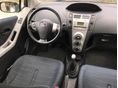 TOYOTA YARIS 2006/11 - 8