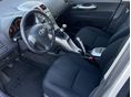 TOYOTA AURIS 2009/3 - 5
