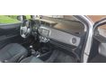 TOYOTA YARIS 2011/12 - 6