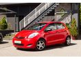 TOYOTA YARIS 1.4 D-4D LIFE Super Red+Keveset Futott+Végig Vezetett Szerviz+Mo.-i 1. tulaj+3X-s GARANCIA!!!