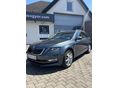 SKODA OCTAVIA 2.0 TDI SCR Style DSG Premium LED. Bőr. Napfénytető. Navigáció. CarPlay - Vezetett sz.könyv