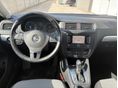 VOLKSWAGEN JETTA 2013/6 - 10