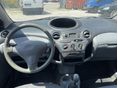 TOYOTA YARIS 2000/8 - 6