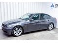 BMW 320 2005/12 - 3