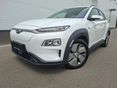 HYUNDAI KONA EV 64kWh Style Edition FELÚJÍTOTT MOTOR.ÉS HAJTÓMŰ//BLUE LINK/FÁRADTSÁG ÉRZÉKELŐ/TÁVTARTÓ/ APPLE CAR P