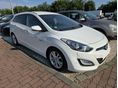HYUNDAI I30 CW 1.6 GDi Style TÖRÉSMENTES. NAVIGÁCIÓ. DIGIT.KLÍMA. ÜLÉSFŰTÉS