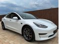 TESLA MODEL 3 2022/1 - 4