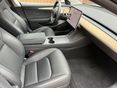 TESLA MODEL 3 2022/1 - 12