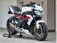 TRIUMPH STREET TRIPLE 675 R 