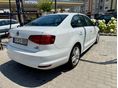 VOLKSWAGEN JETTA 2018/8 - 5
