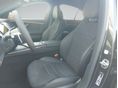 MERCEDES-BENZ E 220 2026 - 12