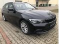 BMW 318d Advantage Sérülés mentes Gyári fényezés.Vezetett szervíztörténet.Facelift! Kamera! Park.ra