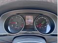 VOLKSWAGEN PASSAT 2018/5 - 8