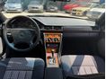 MERCEDES-BENZ E 200 1993/6 - 10