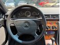 MERCEDES-BENZ E 200 1993/6 - 18