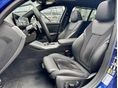 BMW 330 2024/5 - 7