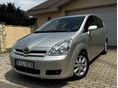 TOYOTA COROLLA VERSO 2.2 D-4D Luna Hideg klíma/ Vonóhorog/ 7-fős/ Magyar autó