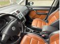 VOLKSWAGEN TOURAN 2010/4 - 8