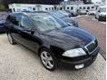 SKODA OCTAVIA Combi 1.6 FSI Elegance Frissen szervizelve.Törésmentes