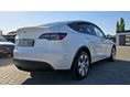 TESLA MODEL Y 2023/5 - 19