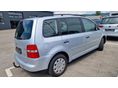 VOLKSWAGEN TOURAN 2005/3 - 5