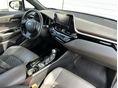 TOYOTA C-HR 2020/8 - 11