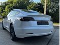 TESLA MODEL 3 2021/2 - 3