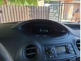 TOYOTA YARIS 2005/8 - 7