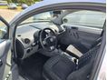 VOLKSWAGEN NEW BEETLE 2002/6 - 8