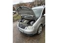 VOLKSWAGEN TOURAN 1.6 FSI Highline