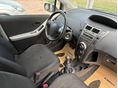 TOYOTA YARIS 2009/11 - 8