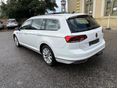 VOLKSWAGEN PASSAT 2022/3 - 5