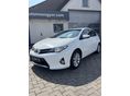 TOYOTA AURIS 1.6 Lounge Tolatókamera. Ülésfűtés. Tempomat. Navigáció - Vezetett sz.könyv