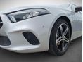 MERCEDES-BENZ A 180 2022/12 - 9