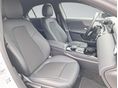 MERCEDES-BENZ A 180 2022/12 - 17