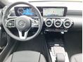 MERCEDES-BENZ A 180 2022/12 - 25