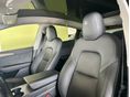 TESLA MODEL Y 2022/3 - 14