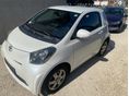 TOYOTA IQ iQ2 1.0 Eco KULCS NÉLKÜLI NYITÁS ZÁRÁS INDÍTÁS NAVI KLÍMA ALUFELNI STB