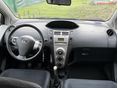 TOYOTA YARIS 2007/12 - 9
