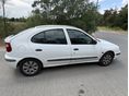 RENAULT MEGANE 2000/8 - 3