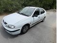 RENAULT MEGANE 2000/8 - 6