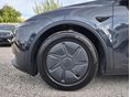 TESLA MODEL Y 2026/6 - 7