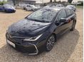 TOYOTA COROLLA Sedan 1.6 Executive LED.Kamera.Ülés+kormányfűtés.Első tulajdonostól