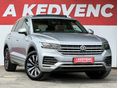 VOLKSWAGEN TOUAREG 3.0 V6 TDI Atmosphere Tiptronic ic 135e km. M.o.-i. magasan felszerelt. márkaszervizelt előélet!