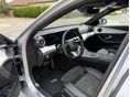 MERCEDES-BENZ E 220 2021/7 - 8