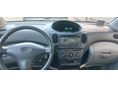 TOYOTA YARIS VERSO 2001 - 9