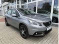 PEUGEOT 2008 1.2 PureTech Active + 1. tulajdonos. Magyarországi. Téli és nyári kerékszett